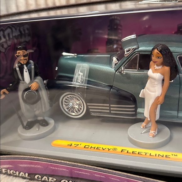 2003 Homie Rollerz 47’ Chevy Fleetline - Picture 2 of 9